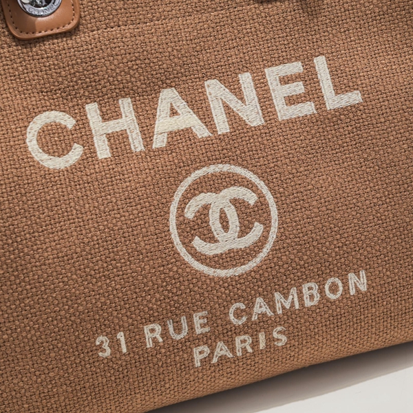 シャネルバッグ素材ディテール